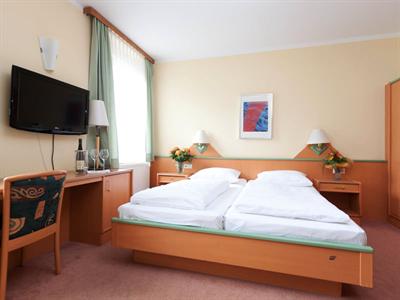 фото отеля Hotel Stadt Wien Bad Schallerbach