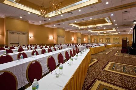фото отеля Embassy Suites West Palm Beach Central