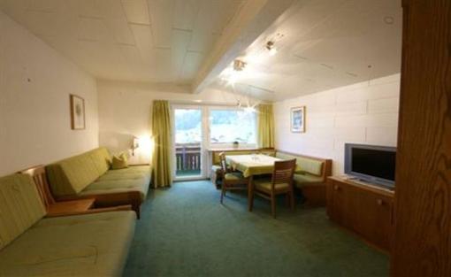фото отеля Soldanella Appartements Lech am Arlberg