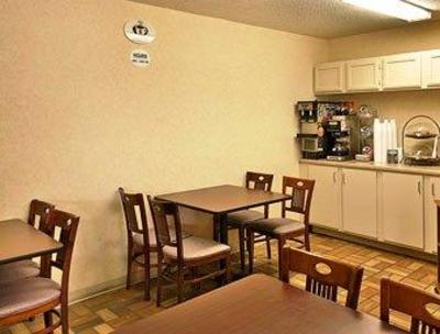 фото отеля Super 8 Motel Fort Mitchell