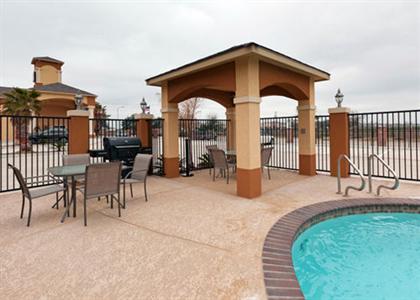 фото отеля Econo Lodge Inn & Suites Baytown