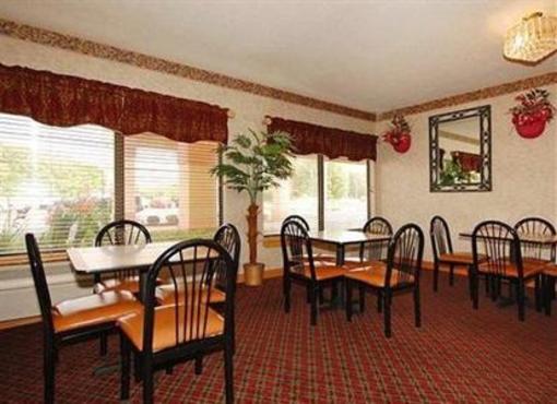 фото отеля Comfort Inn & Suites Markham