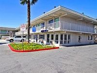 Motel 6 Hayward