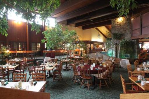 фото отеля Fireside Inn & Suites West Lebanon