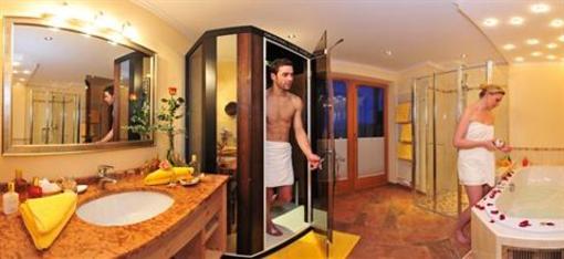 фото отеля Hotel Alpina Kossen