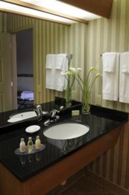 фото отеля Century Hotel Tualatin