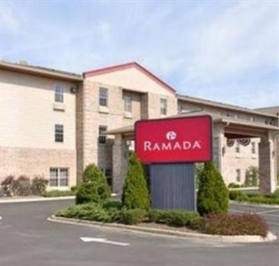 фото отеля Ramada Hotel Sellersburg