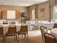 Ramada Hotel Sellersburg