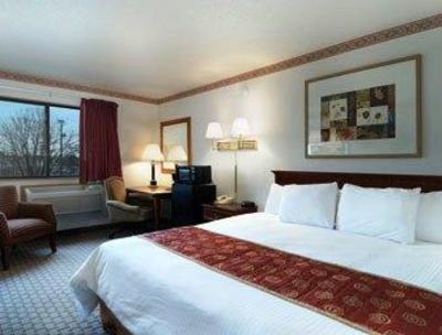 фото отеля Super 8 Mundelein Libertyville