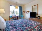 фото отеля Super 8 Shawano
