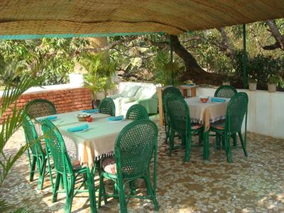 фото отеля Silk Cotton Resort Bogmalo Beach