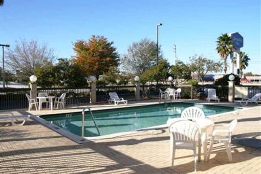 фото отеля Hampton Inn Spring Hill