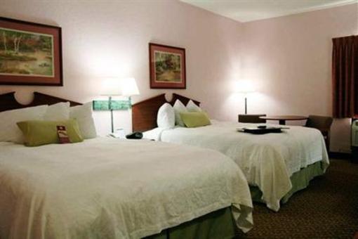 фото отеля Hampton Inn Spring Hill