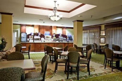 фото отеля Holiday Inn Express Clanton