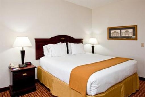 фото отеля Holiday Inn Express Clanton