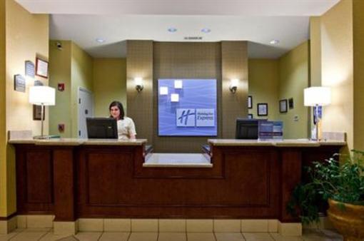 фото отеля Holiday Inn Express Clanton