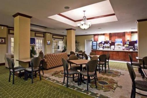фото отеля Holiday Inn Express Clanton
