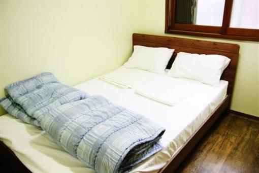фото отеля Mint Guesthouse in Hongdae - Mr. Kim's Branch