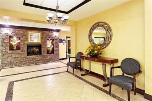фото отеля Holiday Inn Express Hotel & Suites Cookeville