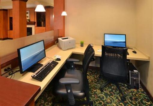 фото отеля Fairfield Inn & Suites Northwest Richmond
