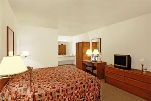 фото отеля America's Best Value Inn Boulder University