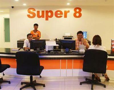 фото отеля Super 8 Hotel