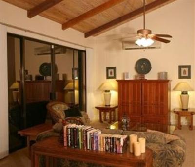 фото отеля Hideaway Cove Poipu Beach