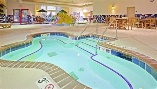 фото отеля Country Inn & Suites Portage