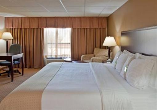 фото отеля Holiday Inn St. Louis-Airport