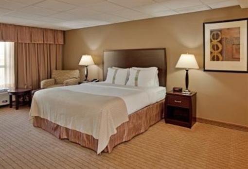 фото отеля Holiday Inn St. Louis-Airport