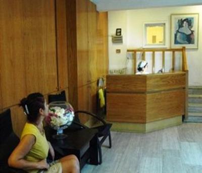фото отеля Dizengoff Sea Residence
