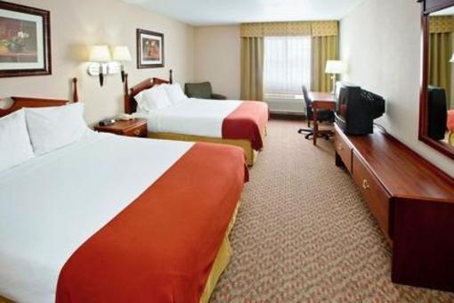 фото отеля Holiday Inn Express Bluffton