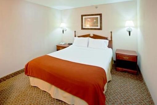 фото отеля Holiday Inn Express Bluffton