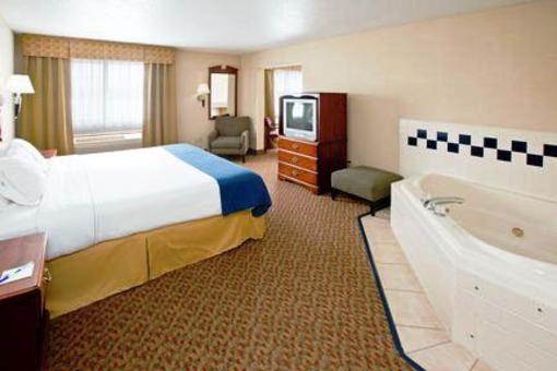 фото отеля Holiday Inn Express Bluffton