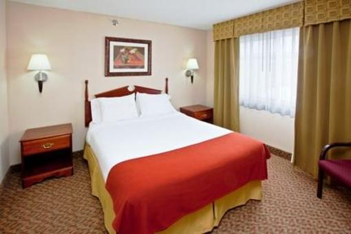 фото отеля Holiday Inn Express Bluffton