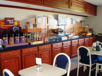 фото отеля Holiday Inn Express Bluffton