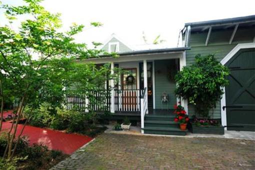 фото отеля Five Continents Bed and Breakfast