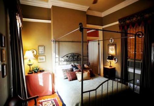 фото отеля Five Continents Bed and Breakfast