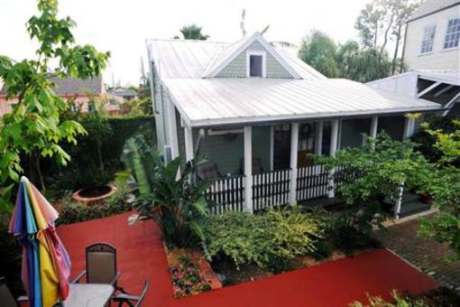 фото отеля Five Continents Bed and Breakfast
