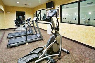 фото отеля Holiday Inn Hotel & Suites Denton University Area