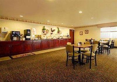 фото отеля Crossings Inn & Suites Becker