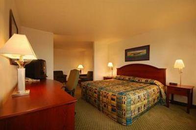 фото отеля Crossings Inn & Suites Becker