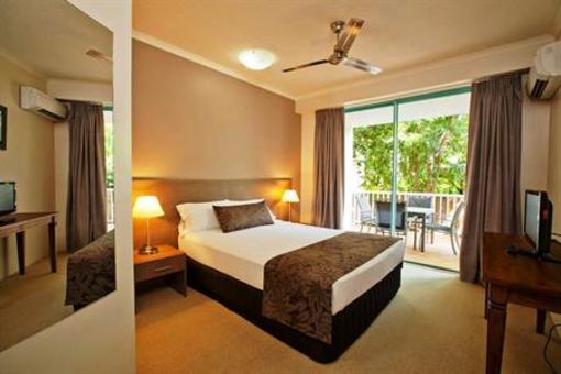 фото отеля Coral Sands Beachfront Resort