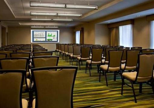 фото отеля SpringHill Suites Long Island Brookhaven