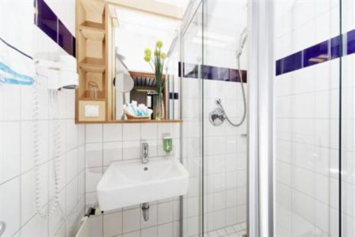 фото отеля Hotel KTC Konigstein im Taunus