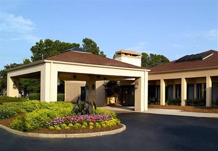 фото отеля Courtyard Hotel Northlake Tucker