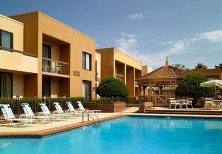 фото отеля Courtyard Hotel Northlake Tucker