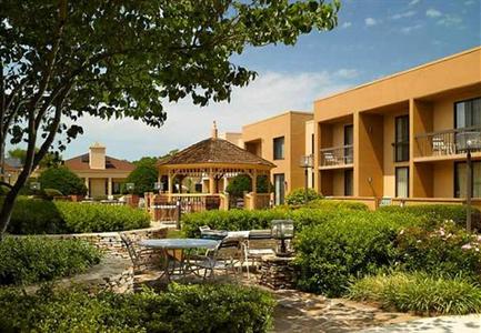 фото отеля Courtyard Hotel Northlake Tucker