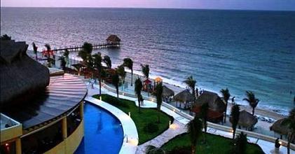 фото отеля Azul Sensatori Hotel