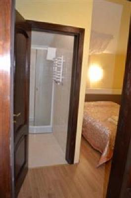 фото отеля Hotel Leotel